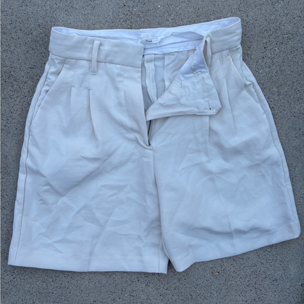 Wilfred Cream Women's Bermudas